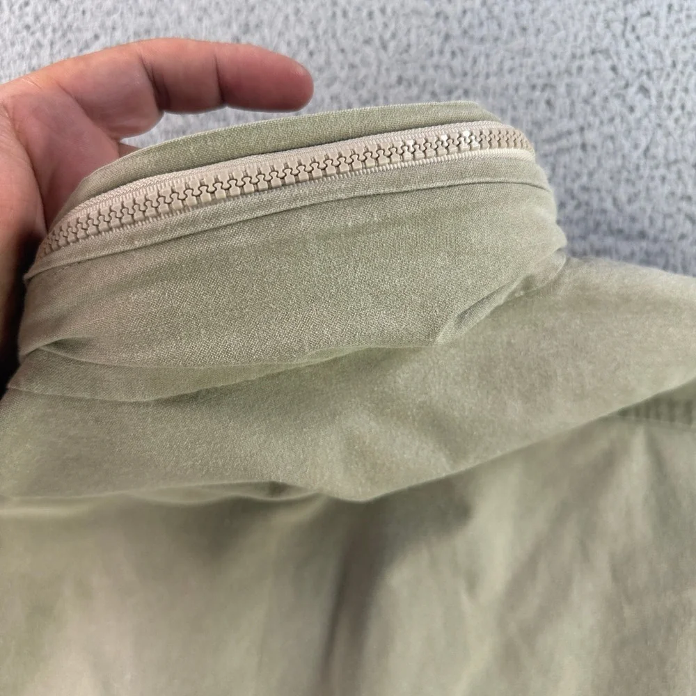 Banana Republic brand banana